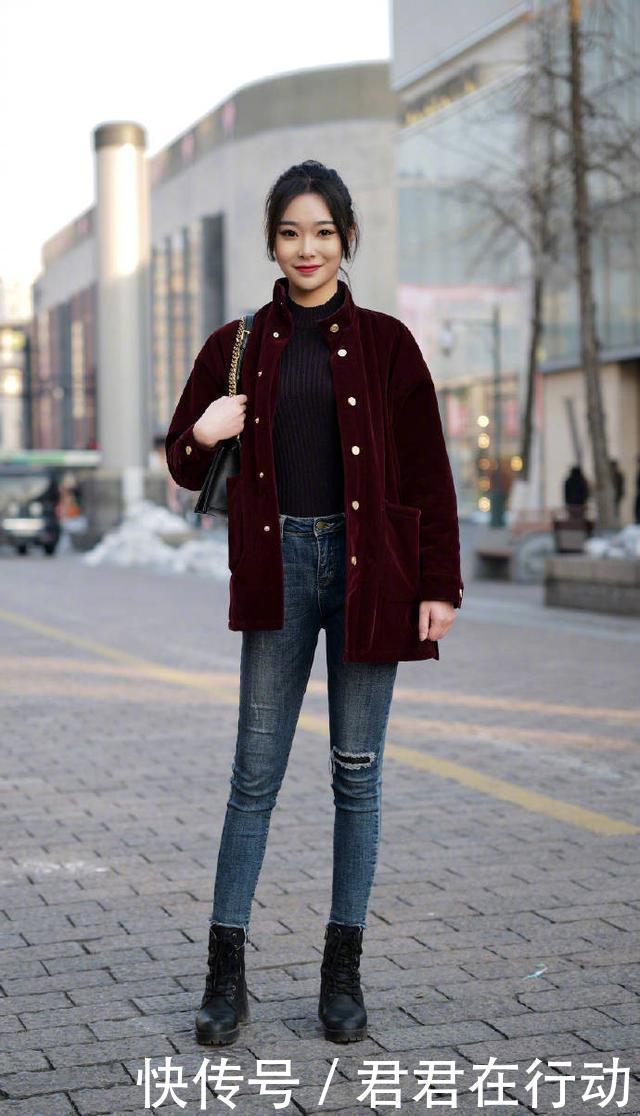 拒绝|冬季穿搭拒绝平庸,实用的“毛衣+长裤”学起来,基础款也很时髦