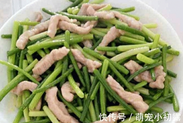 蒜苔|这菜比燕窝还补，一把5块钱，常炒给爸妈能降三高还抗癌