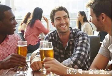 毒素|排尿黄,异味大可能是这些问题在作怪,别傻傻以为是上火了