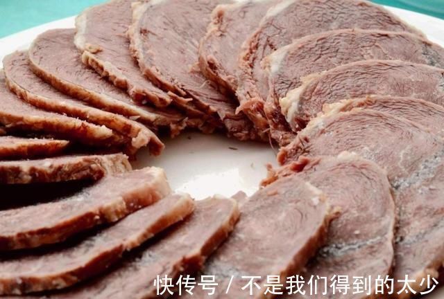 卤牛肉时，最忌讳的两种料，好多人都喜欢放，加了相当于毁牛肉