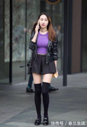 街拍|街拍:美女随心搭配,性感十足,凸显完美身材比例