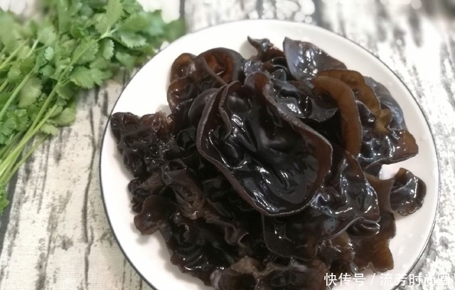 家人|这才是凉拌木耳最好的打开方式,家人吃过都说做少了