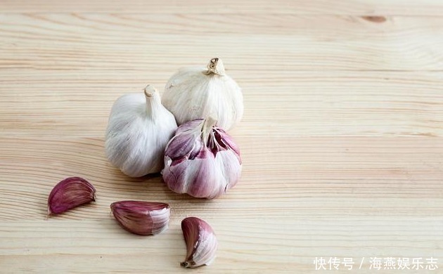 脚底|脚气一犯又臭又痒,厨房这2物专克脚气,每天用1点彻底解决脚气