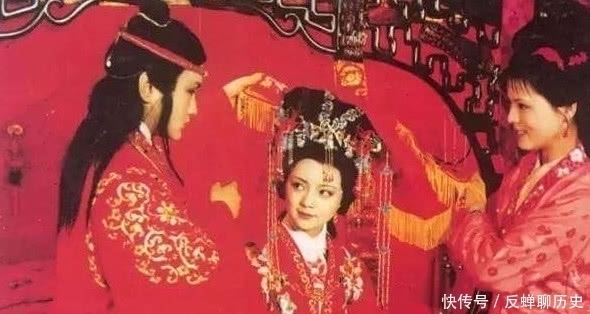 红楼梦中,宝钗和黛玉的卧室,其实已经预示了她们的一生