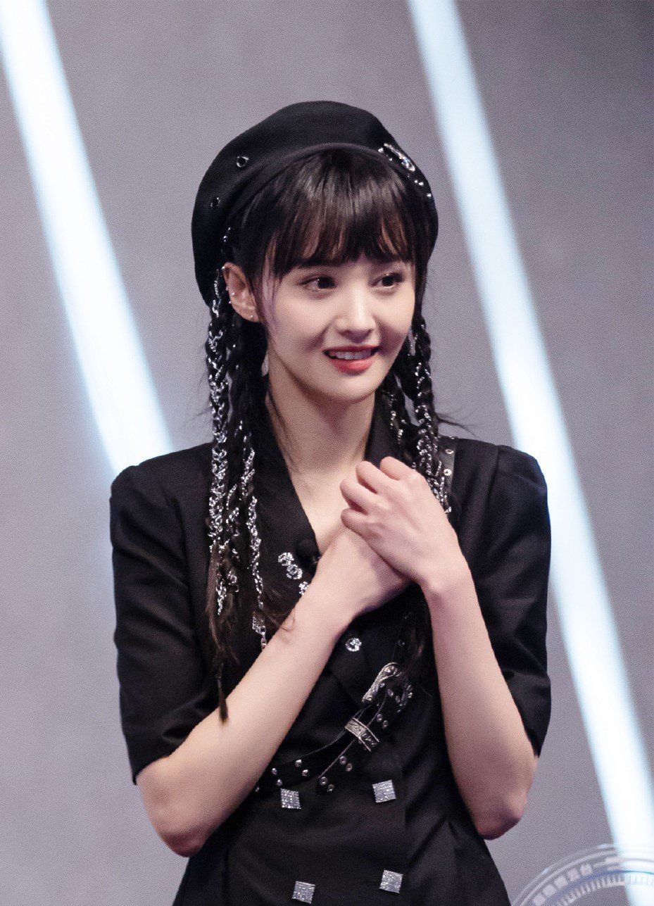 郑爽张恒抚养官司美国开庭,郑爽现身出席,法官要求做精神鉴定!