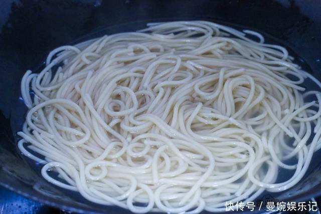 意大利面|晚上这样吃,零负担,吃着吃着就瘦了