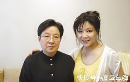 韋唯|出身軍人家庭,打敗毛阿敏韋唯,三登春晚成名,卻遭遇喪夫之痛