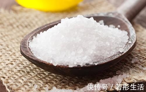 高血压|少吃盐可以助你增寿?要想更健康,5种食物还是少吃为好!