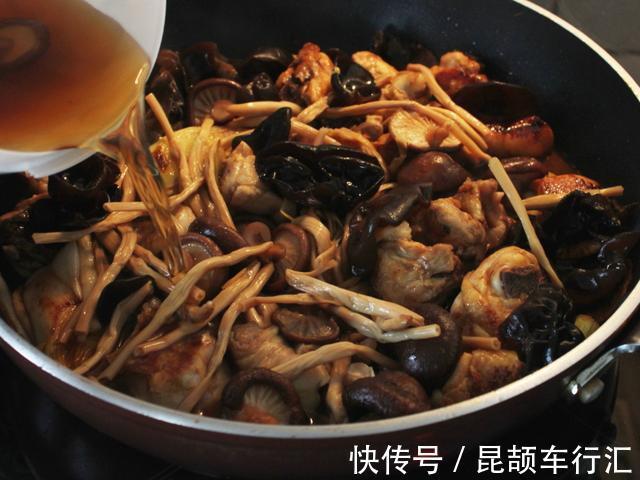 香菇|小鸡炖蘑菇，记住“一泡二煸三多放四不用”，因地制宜选蘑菇