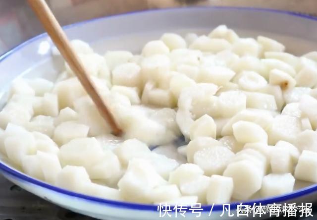 山药片|铁棍山药蒸糕蓬松选软，做法还很简单，特别适合老人孩子吃