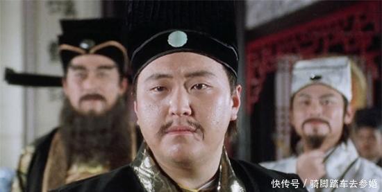 追求秋香|一个有深意的对联, 上联是“本日飞机飞日本”, 下联堪称千古绝对!