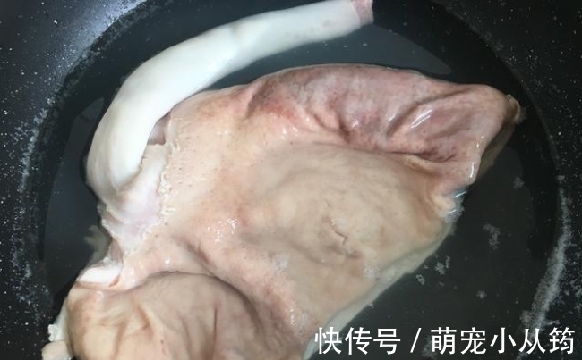 母子俩煮的晚餐在朋友圈火了，简单营养，亲友：我出钱一起开饭店