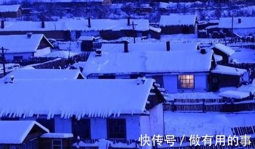 这首诗|白居易特奇特一首诗,看似写人实则写雪,形象生动,读完美不胜收