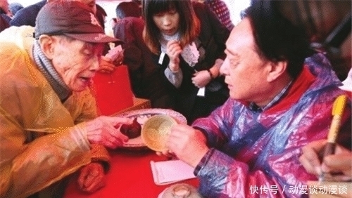 鉴宝专家花17万骗走乾隆真迹的名画,转手卖出8000万,结果如何