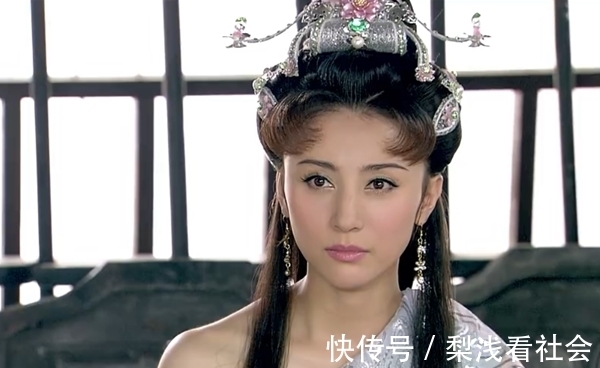 龟灵圣母#封神五大女仙,云霄上榜,女娲第二,头一位实至名归