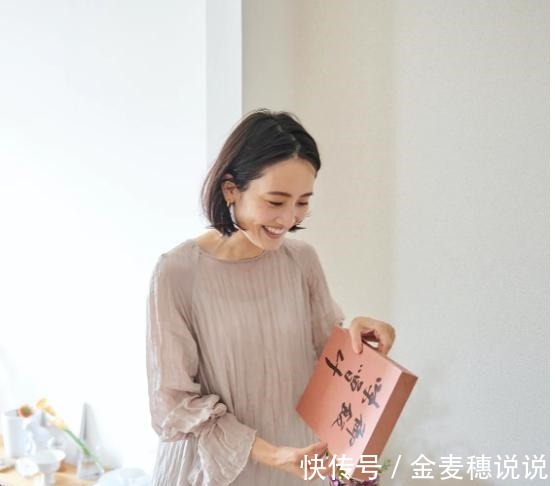 穿搭 日杂精选60岁女人每天认真穿搭,状态好了,心就年轻!