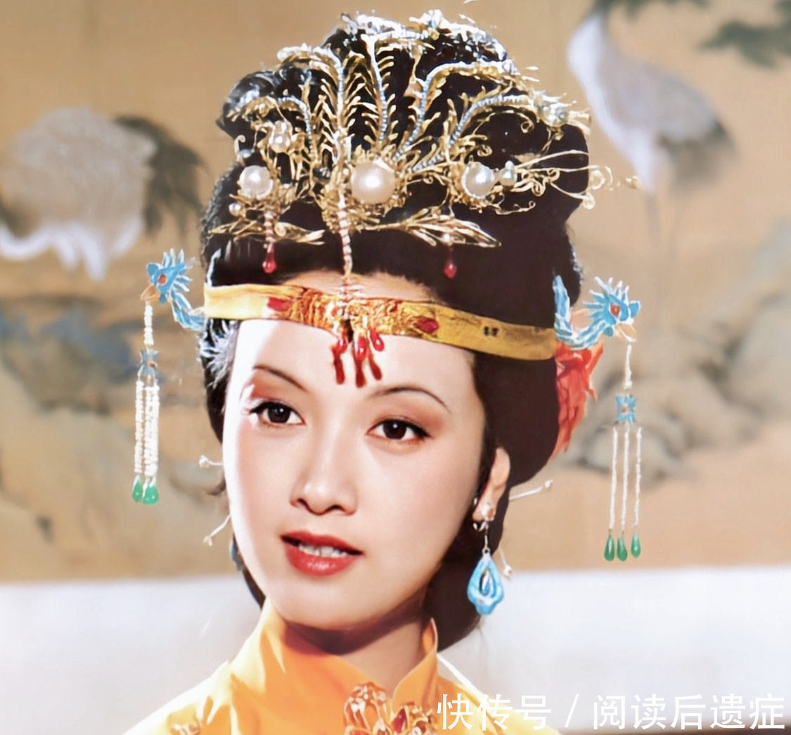 李纨#红楼梦:诗社的银子,王熙凤为何想要李纨自掏腰包?