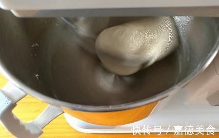 面团|盐面包,无法抵挡的岩盐风味!怎么吃都不腻