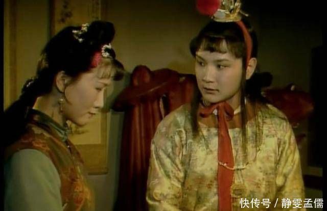 丫鬟们|她是红楼梦里心机最深的丫鬟,只靠这一招,赶走茜雪逼死晴雯