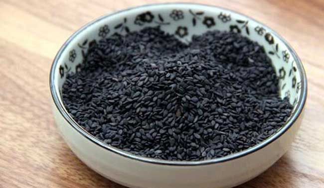 养花,芝麻、花生等高脂肪和高脂肪食品营养丰富,可以用作氮肥