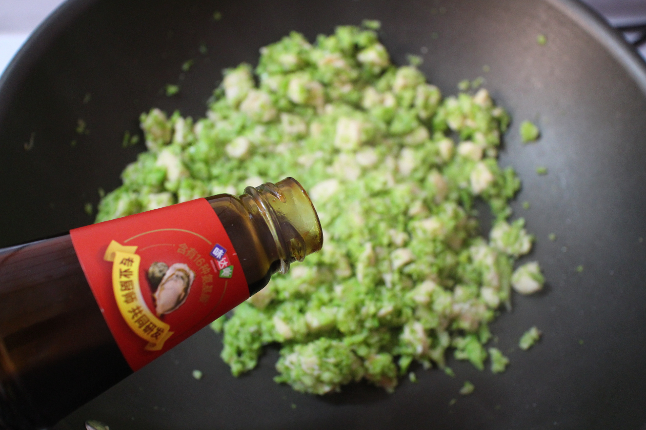 鸡胸肉|这狠心女,不吃米不吃面,天天吃此炒饭,一个月从女胖子瘦成女神