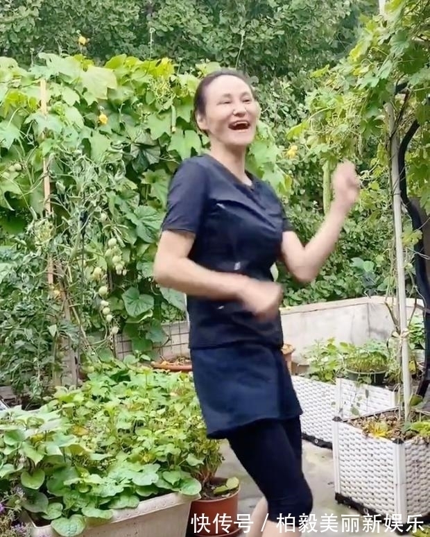 苏东|奥运冠军高敏,历经两段婚姻俩儿子一文一武,51岁的她依旧美丽