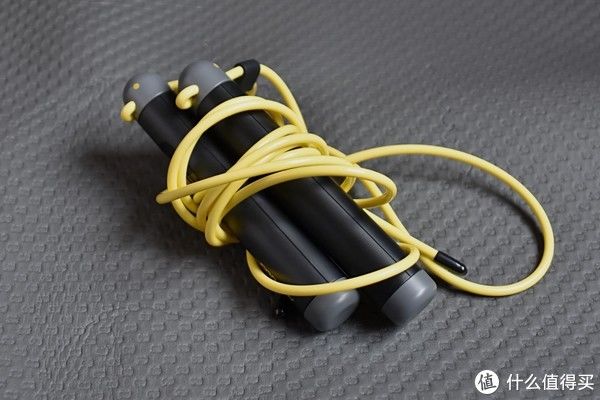 极致灰|这些年给孩子买的东西 篇十八：极致灰和亮丽黄的最美配色，咕咚智能跳绳Lite