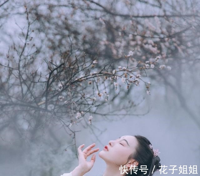 宵月|诗·十首丨一宵月露偏多恨，勿让闲花杨柳垂！