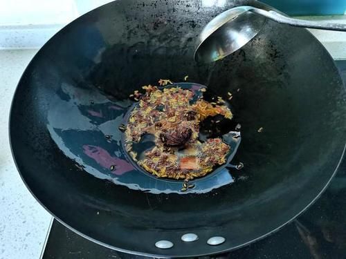 味道|跟师傅学的肉包子做法，味道果然不一般，中秋节给家人蒸一锅太香