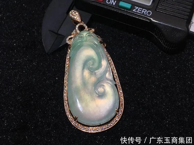 瑕疵|翡翠有瑕疵能买吗 ?看完就有答案!