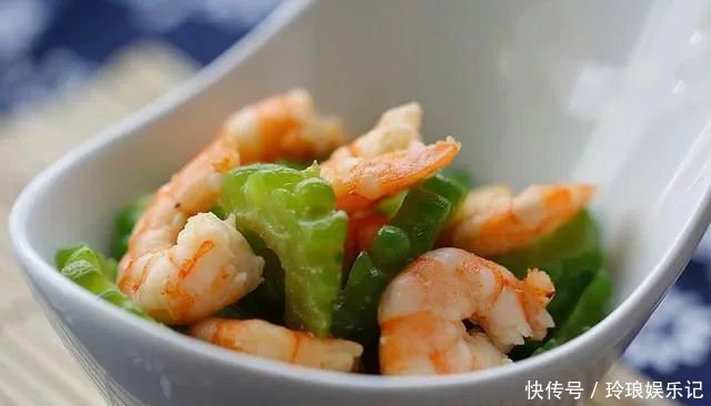 苦味可|苦瓜的8种吃法,多吃点 “苦” ,对人体健康大有好处,防癌降血糖