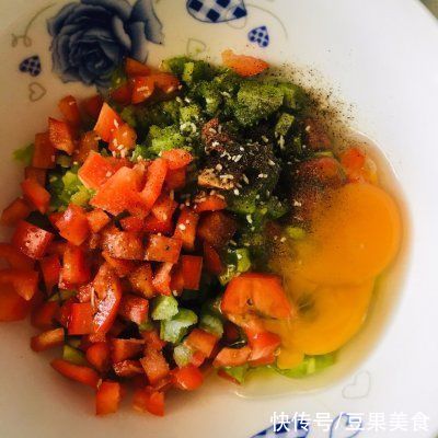 苦瓜|这样做苦瓜鸡蛋饼，隔壁小孩都馋哭了