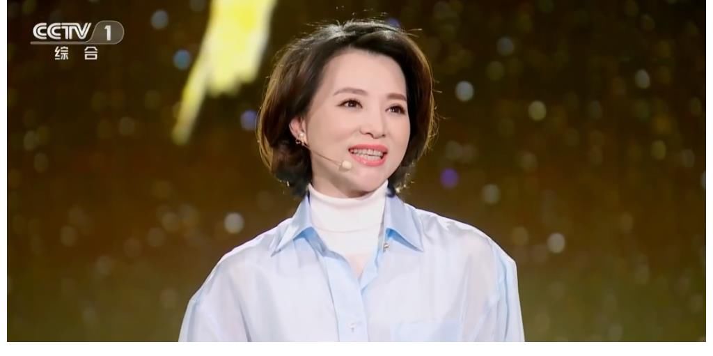 央视《故事里的中国》定档,节目海报意外公开主持人选择