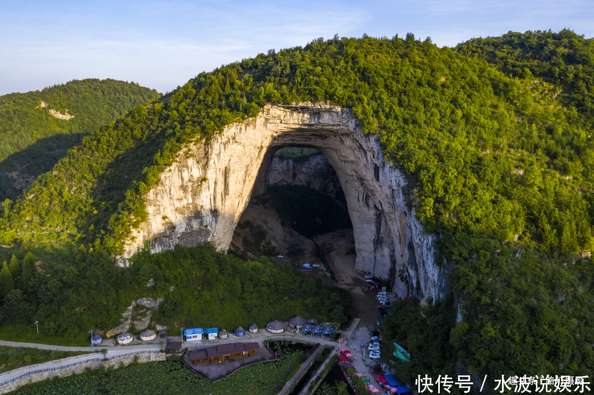 天生桥|贵州现世界最高天生桥石洞，面积超5000平米，一条暗河流向成谜