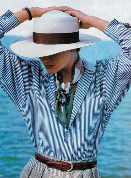 高级又显白，秋冬，穿上这个色的你更有魅力