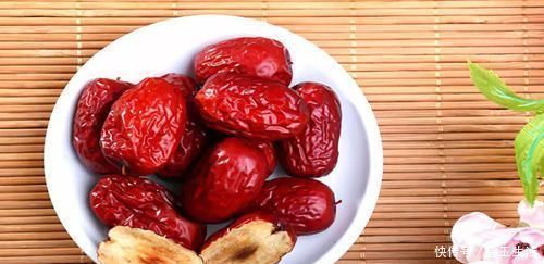 胆固醇|高血压别总是吃药,多吃这几样食物,净化血管,血压更稳定