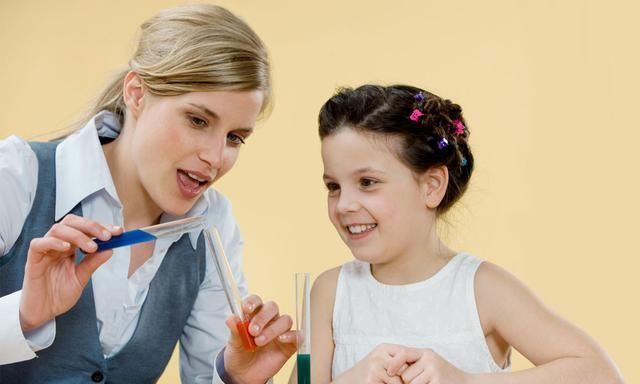 孩子|“商业鬼才”初中生,摆地摊8天赚2万元,网友:经济头脑让人佩服