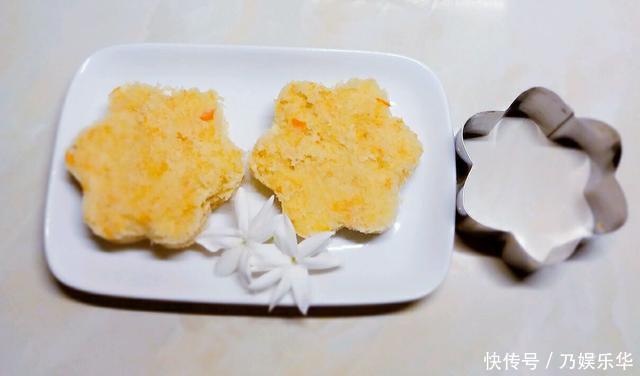 吃腻了白馒头?和面时加根胡萝卜,好吃好看又营养