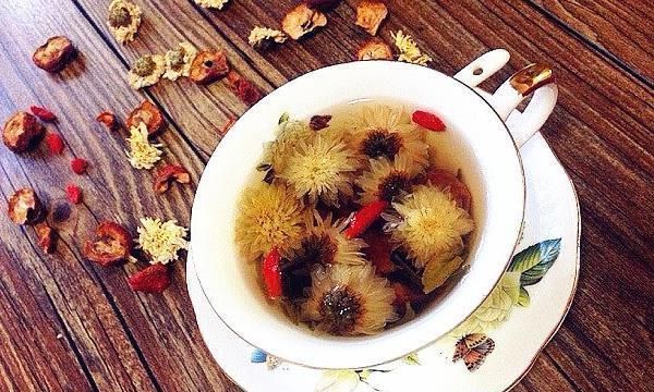 皮肤|湿气重看脸色就知道,每天喝这茶,祛湿健脾,润养皮肤,脸色光亮