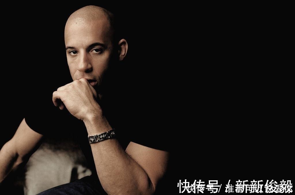光头|一拳超人真人版网友预想的14位埼玉老师扮演者！网罗好莱坞超巨