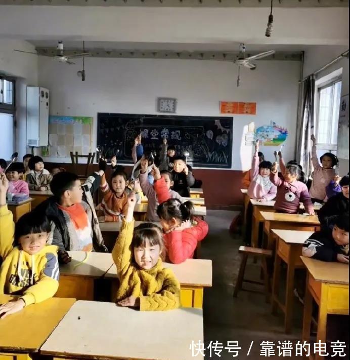 |搞笑:干饭王从小培养起,哈哈