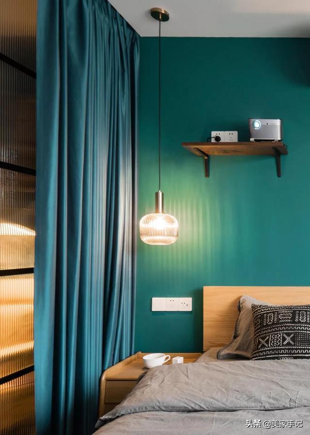 玄关|40㎡你觉得小她却改成2室1厅外加1个衣帽间，全屋复古高级晒晒