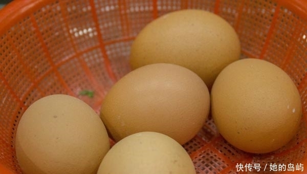 一天吃一个鸡蛋好不好？胆固醇高，可以吃吗？国内外研究给出答案