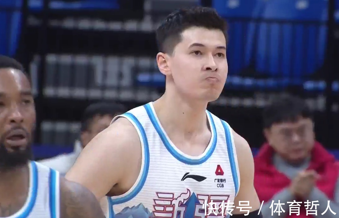 cb27分4板5助!帮助球队重新上了火车,CBA追风少年回来了