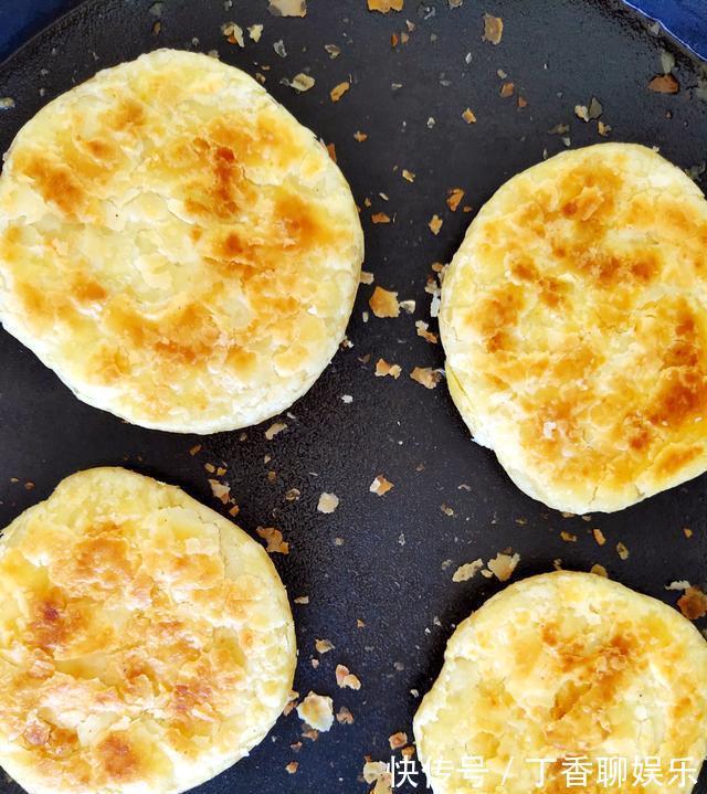 酥饼|手把手教你做,油盐酥饼,酥的直掉渣,特别好吃,一看就学会