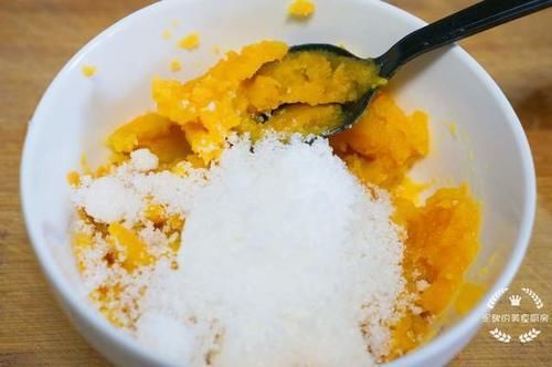 酥脆|冬天,试试红薯的新吃法,酥脆香甜,花钱不多,一口一个真过瘾