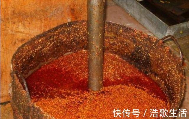 乐乐|4岁男童近视眼“1000度”,罪魁祸首竟是“吃”,家长切忌莫触碰