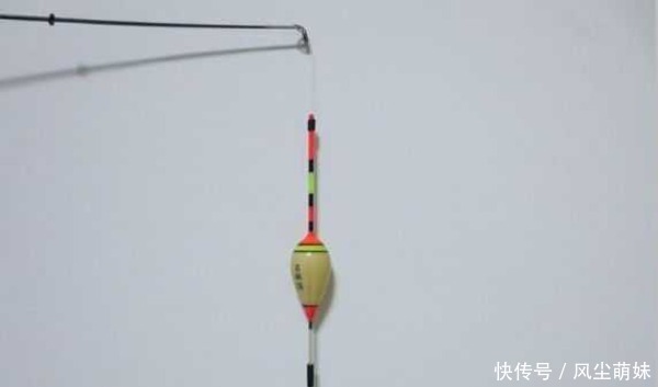 冬季钓鲫鱼,用这种钓法,比台钓更简单实用,钓大鲫鱼更容易!