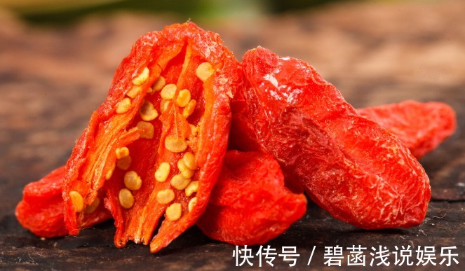 喝茶|人到中年更要注意养生,40岁到50岁的人喝茶,3种茶,值得品尝