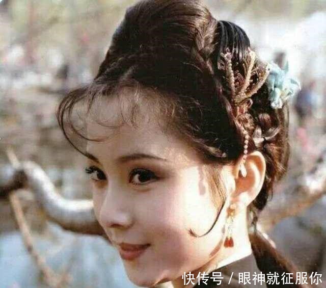 《红楼梦》里贾母对晴雯为什么见死不救难道有什么苦衷!